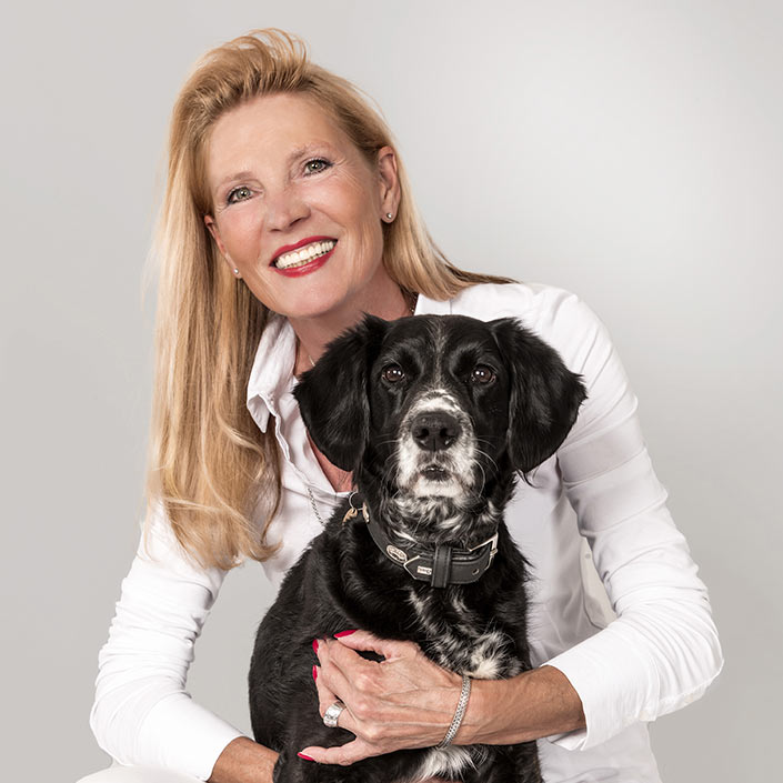 Nico, der Hund im Salon